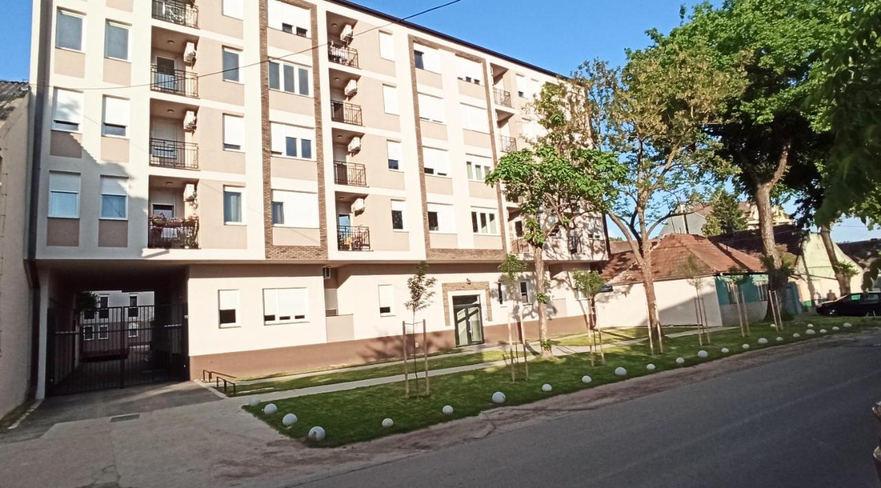 Apartament Aurora Subotica Zewnętrze zdjęcie